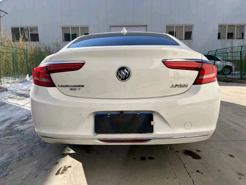 廊坊16年别克君越9