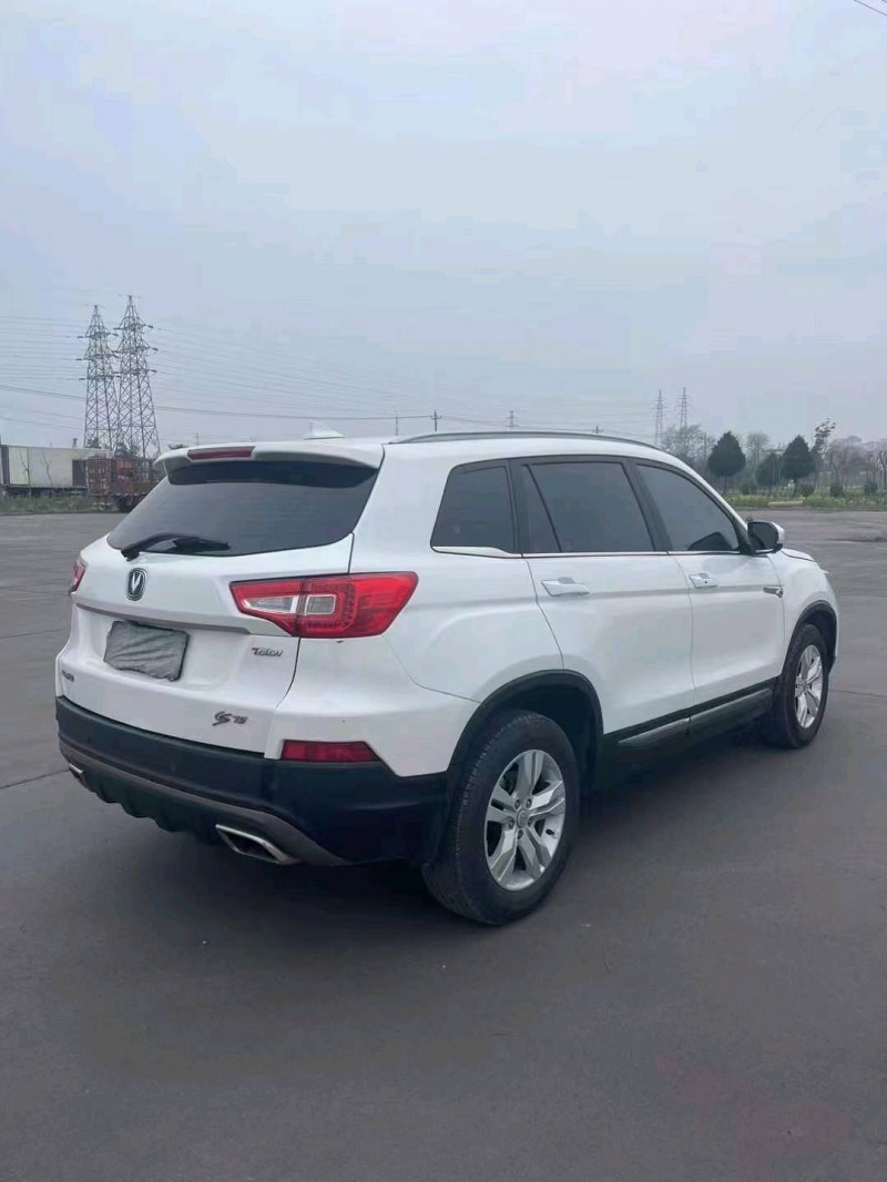 常州18年長安汽車CS755