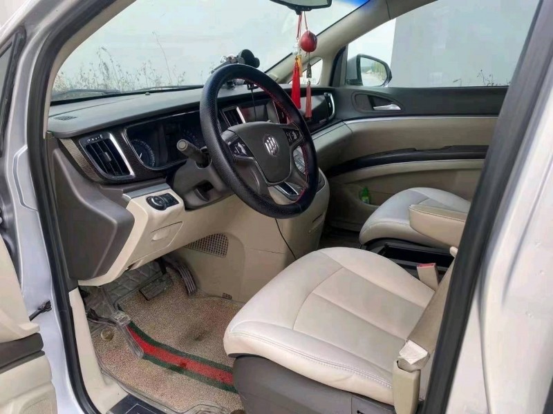 廊坊12年别克GL84