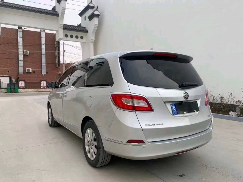 廊坊12年别克GL88