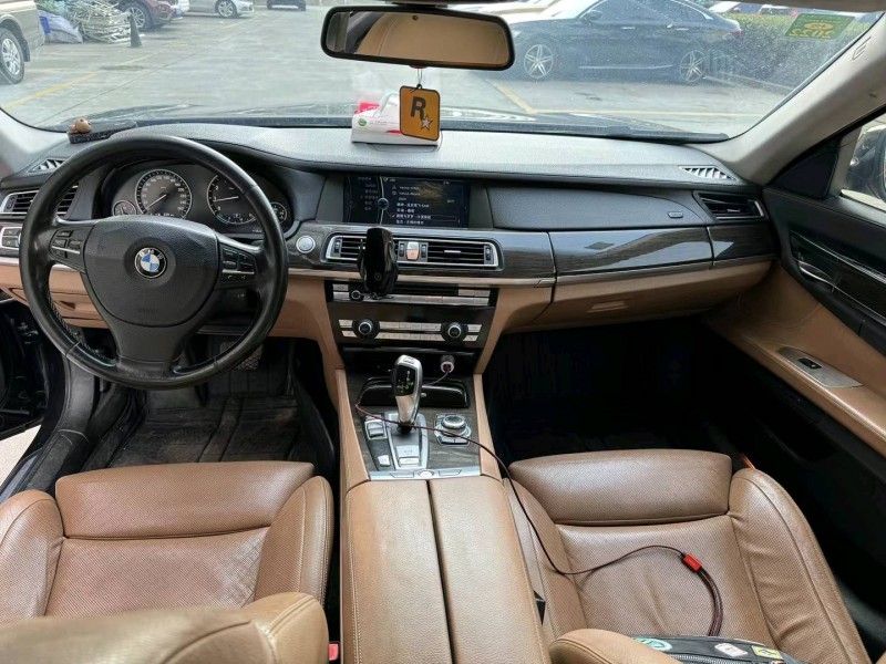 廊坊10年宝马7系5