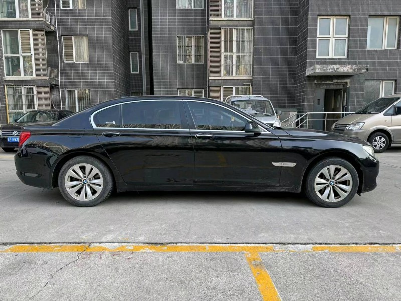 廊坊10年宝马7系8