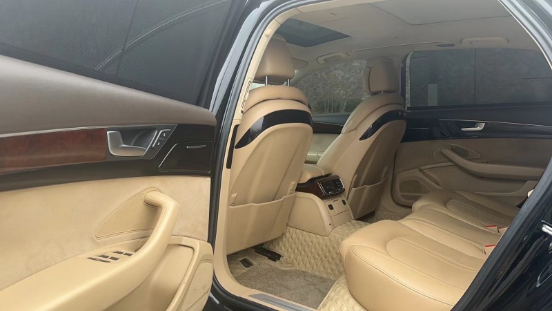 济南11年奥迪A8L4