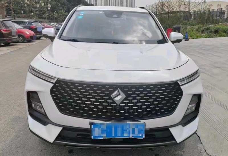 東營20年寶駿RS51
