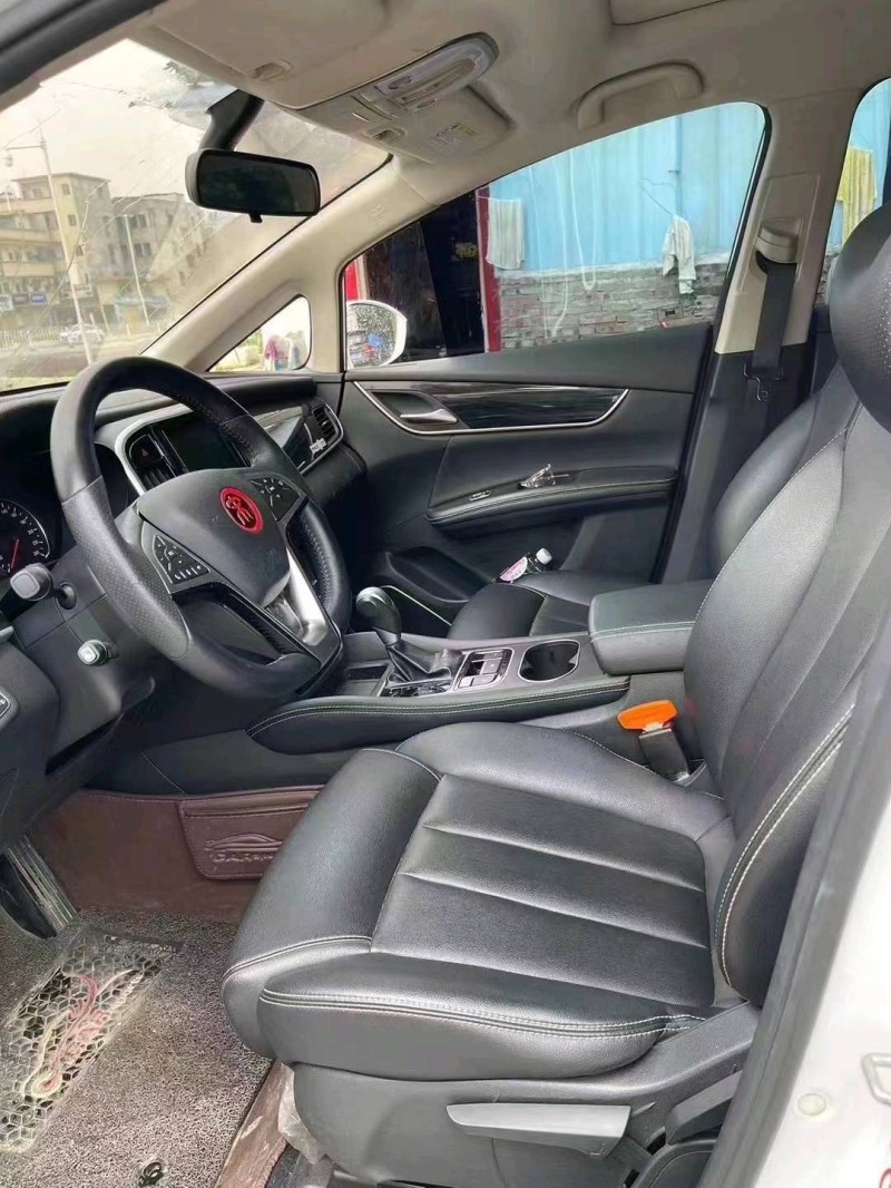 汕头18年比亚迪宋MAX3