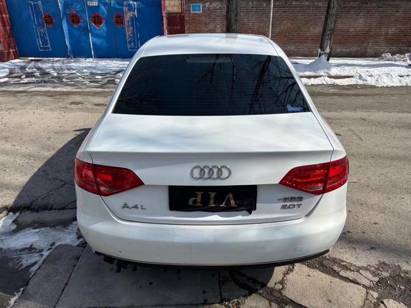 济宁12年奥迪A4L9