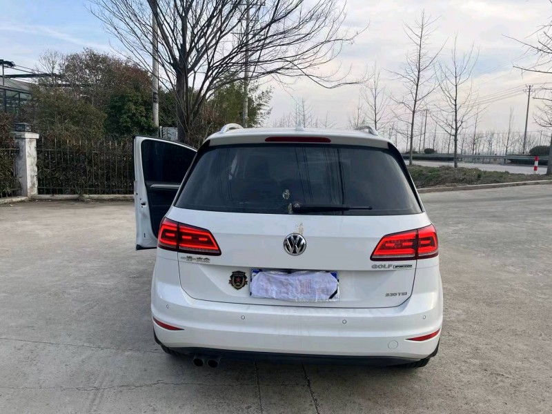 徐州18年大众高尔夫·嘉旅9