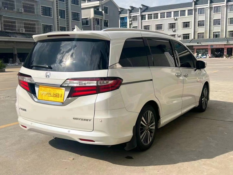 汕头19年本田奥德赛7