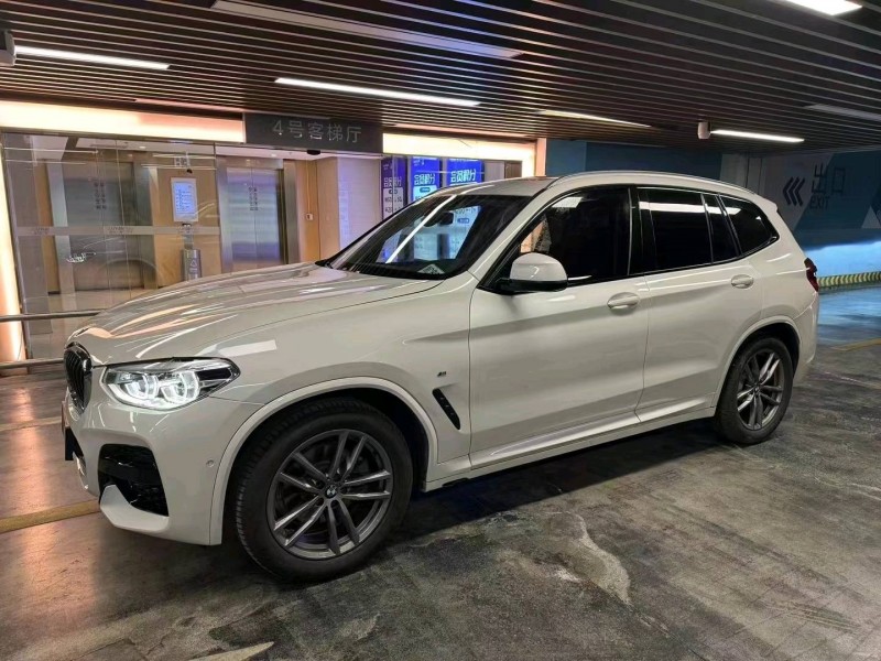台州19年宝马X34