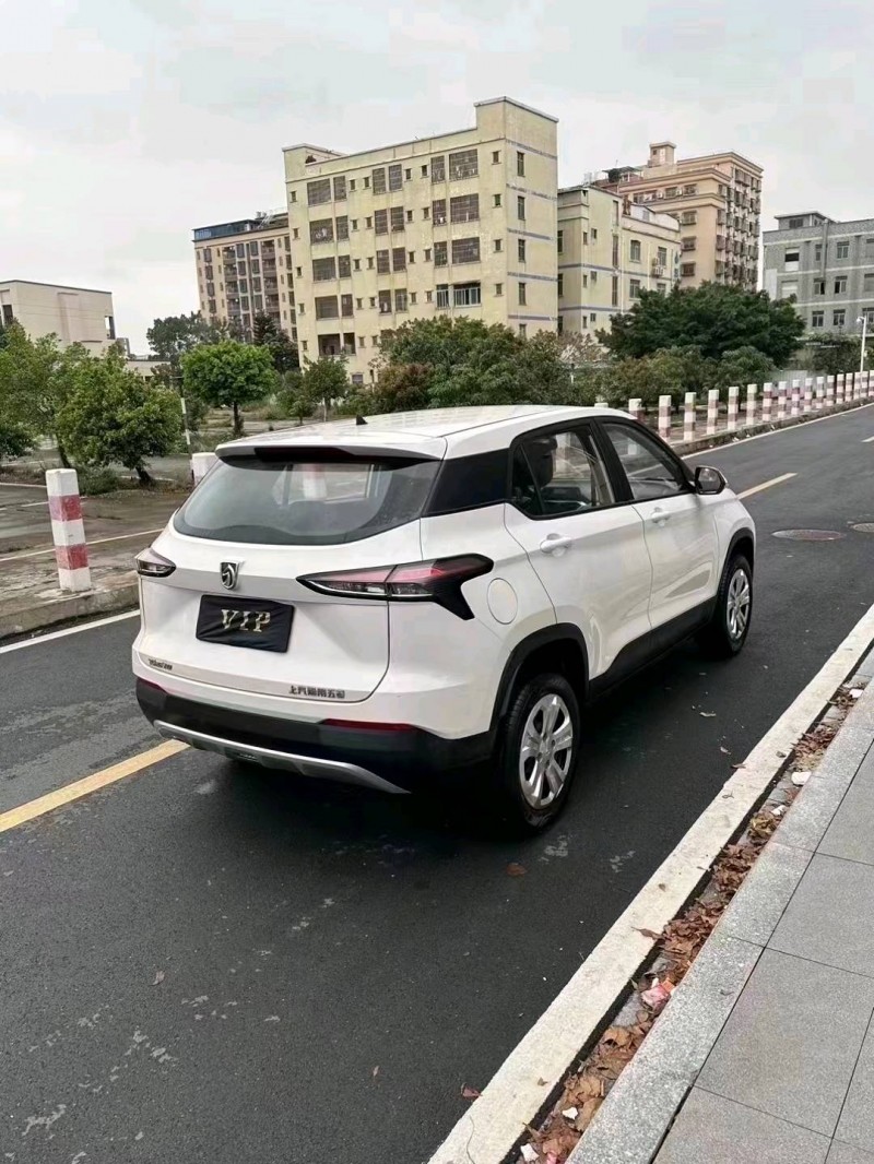 珠海20年寶駿5107