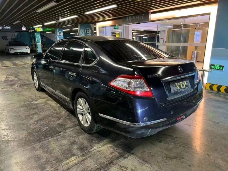 台州11年日产天籁7