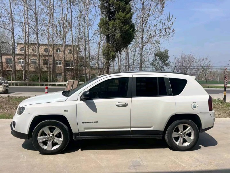 菏泽14年Jeep指南者7