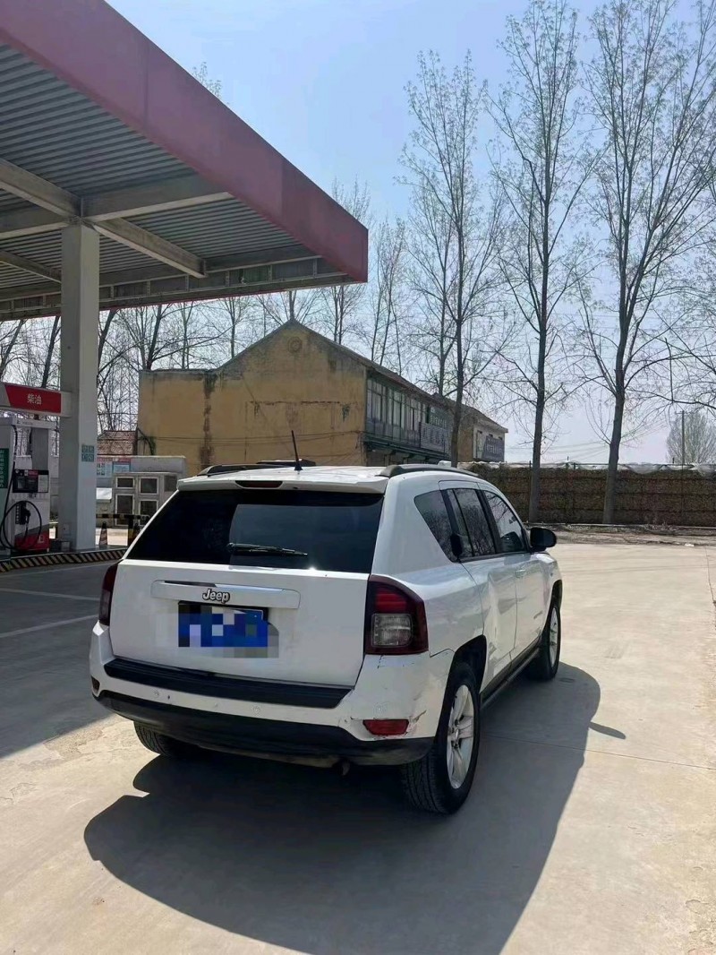 菏泽14年Jeep指南者9