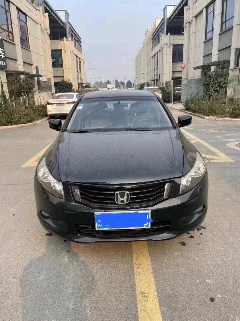 菏泽09年本田雅阁1