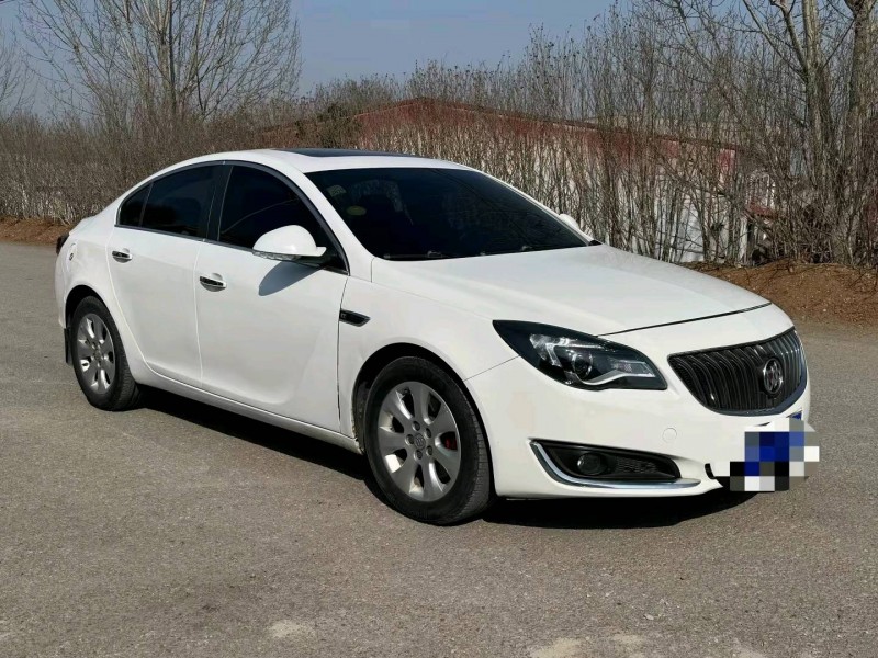 青岛15年别克君威3