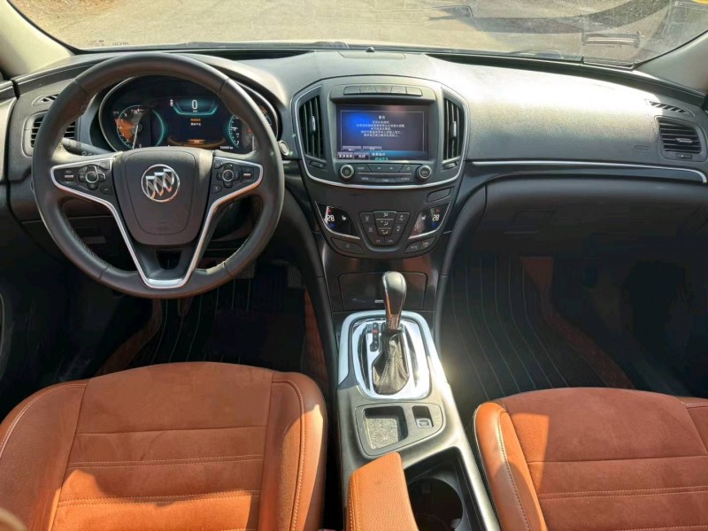 青岛15年别克君威5