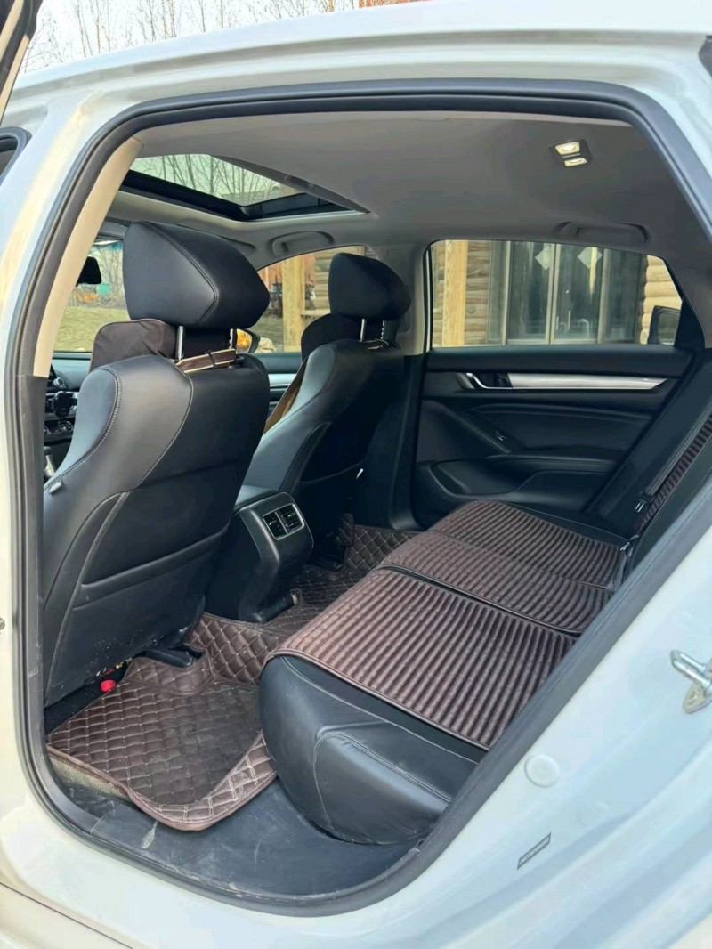 邢台20年本田雅阁6