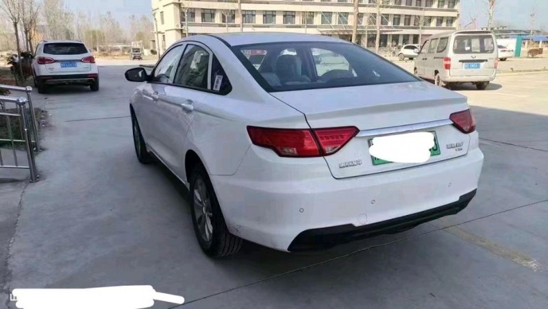 东营24年吉利帝豪EV7