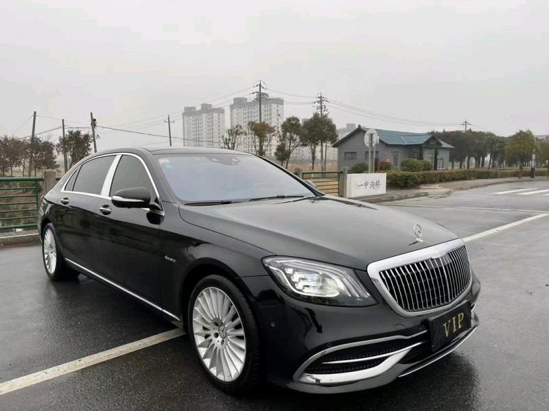 盐城19年奔驰迈巴赫S级2