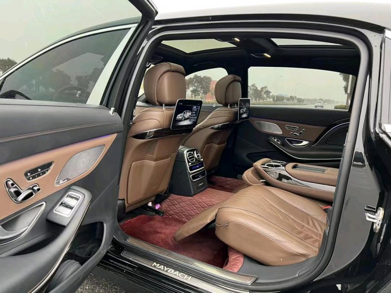 盐城19年奔驰迈巴赫S级4
