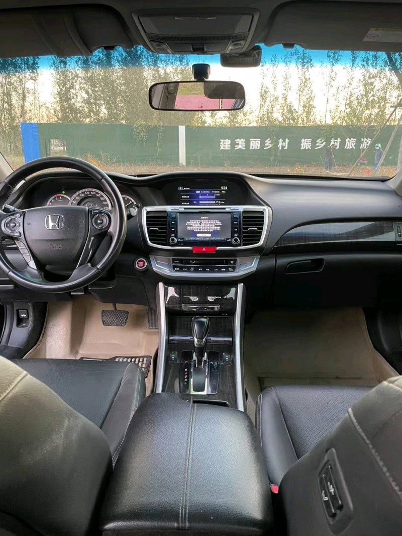 徐州14年本田雅阁6