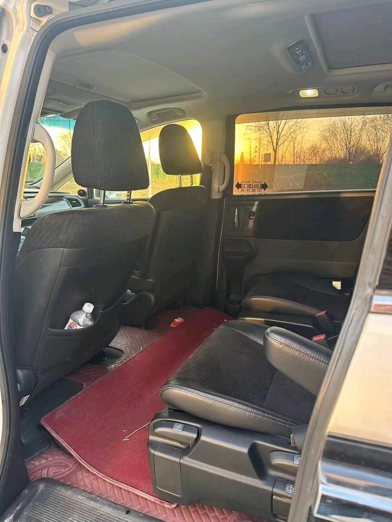 徐州18年本田艾力绅7