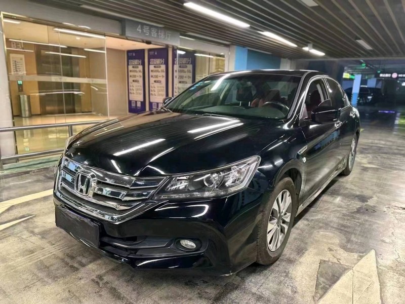 台州15年本田雅阁3