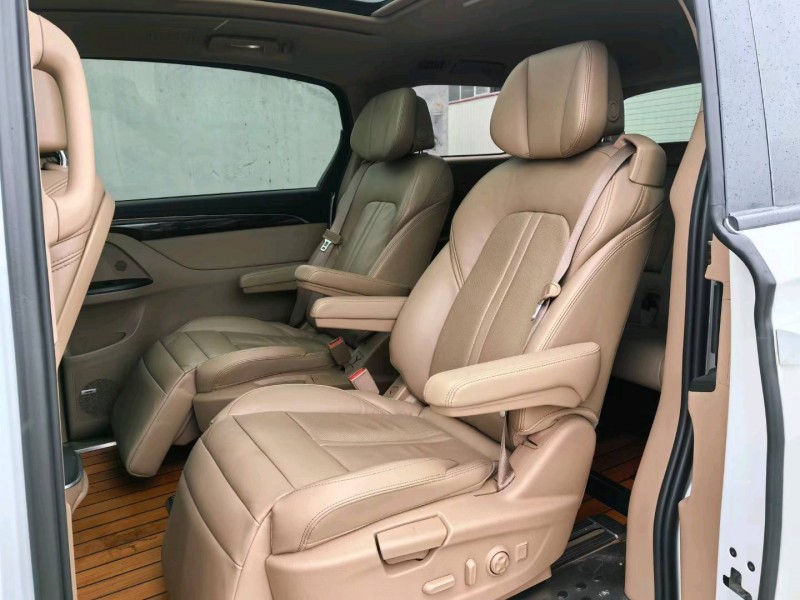 徐州17年别克GL85