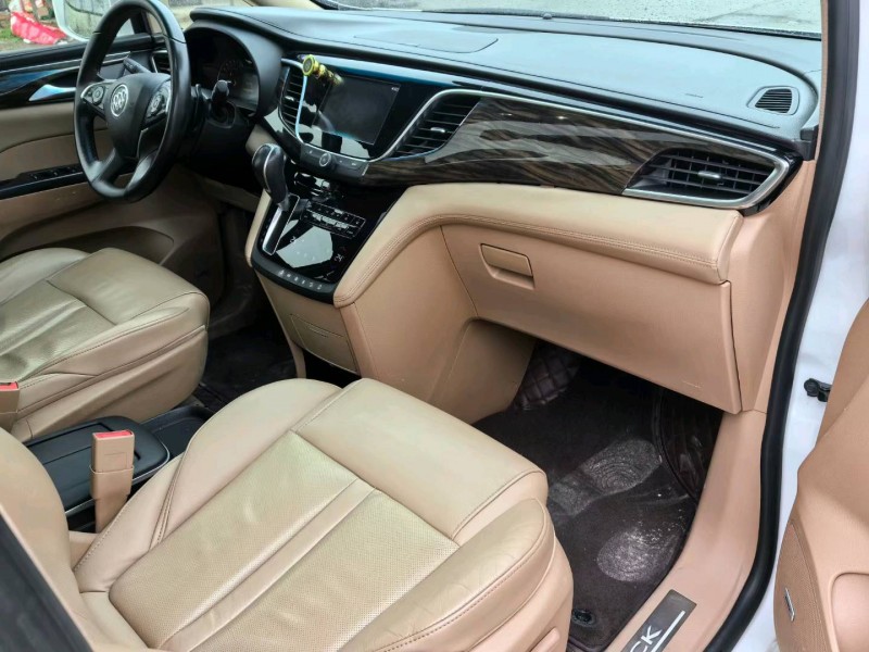 徐州17年别克GL86