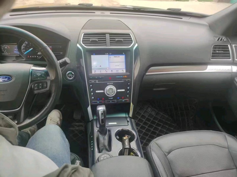 淄博18年福特探险者8