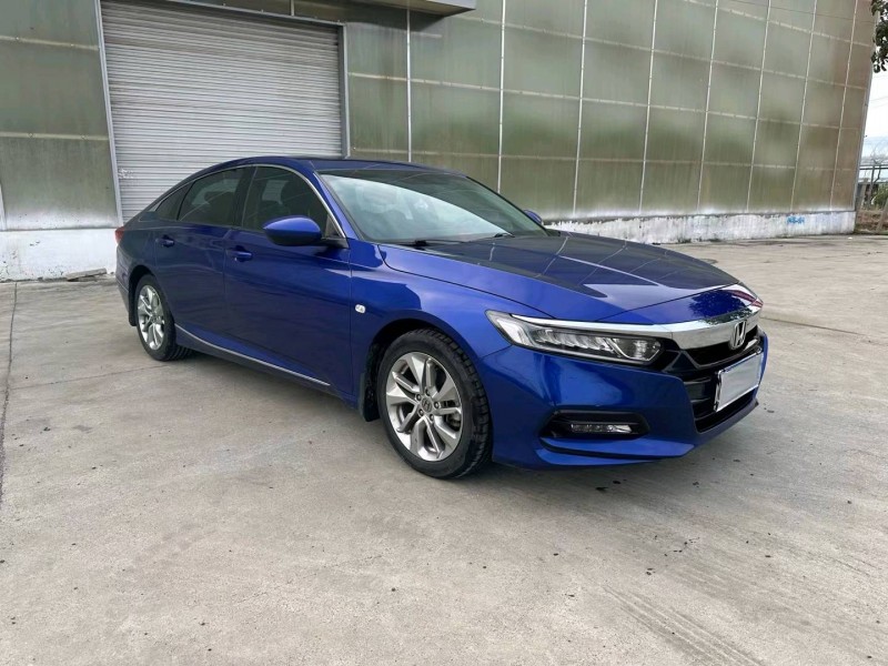 徐州19年本田雅阁3