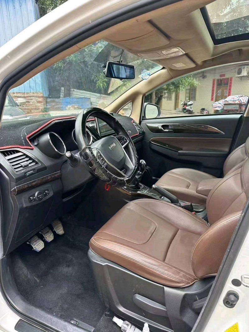 欽州19年力帆汽車軒朗4