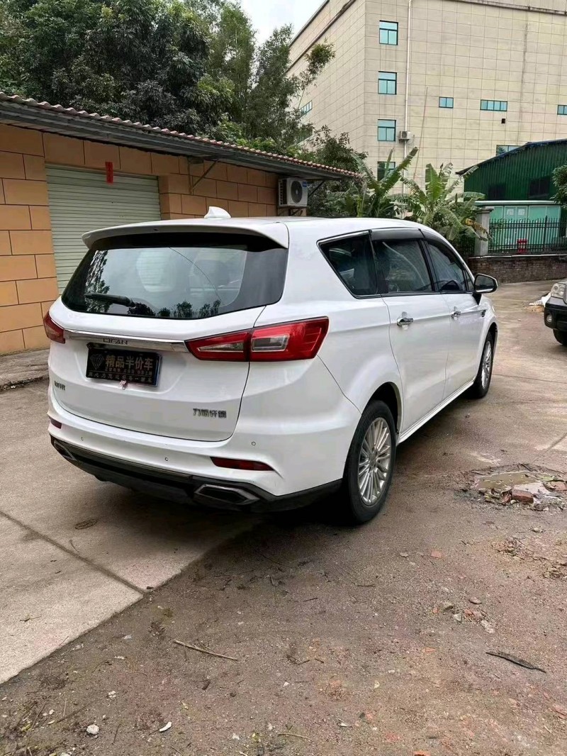 欽州19年力帆汽車軒朗8