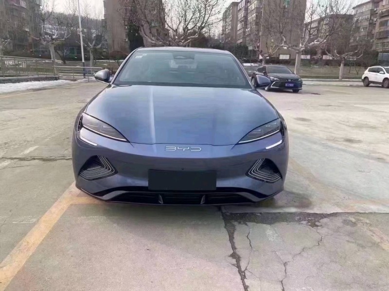 东营24年比亚迪海豹1