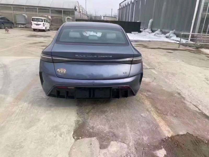 东营24年比亚迪海豹4
