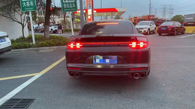聊城15年保时捷帕拉梅拉4