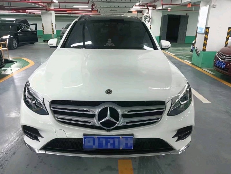 苏州17年奔驰GLC1