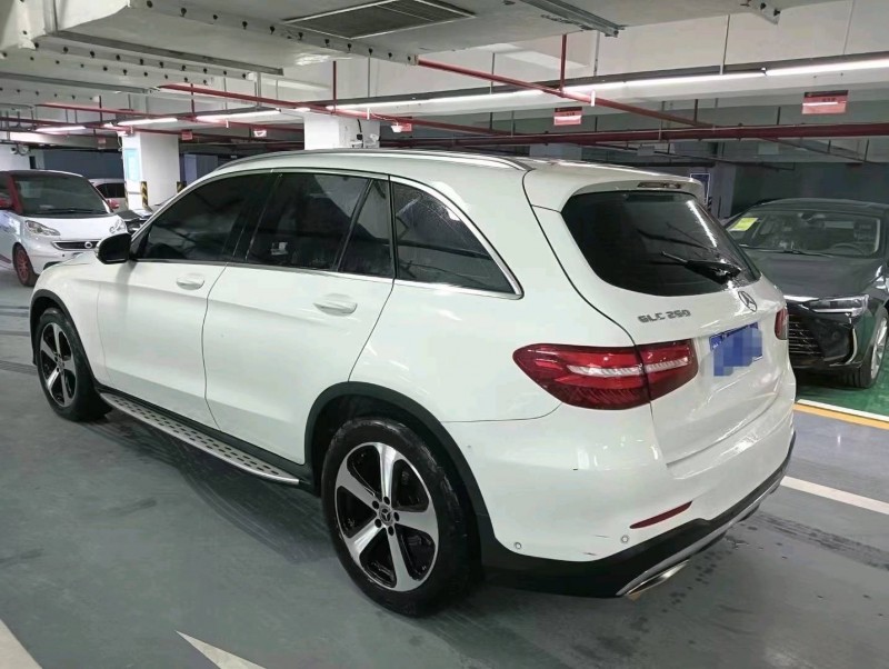 苏州17年奔驰GLC6