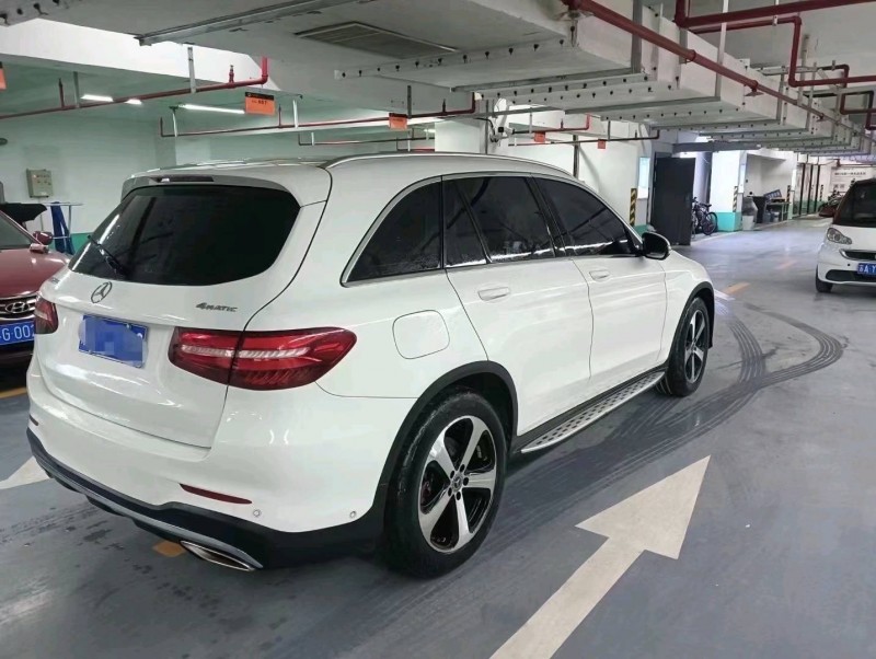 苏州17年奔驰GLC7