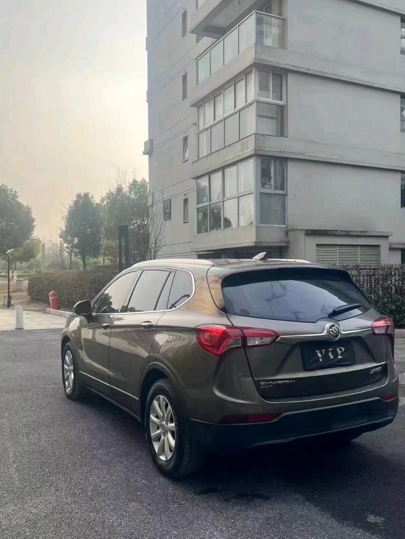 苏州19年别克昂科威9