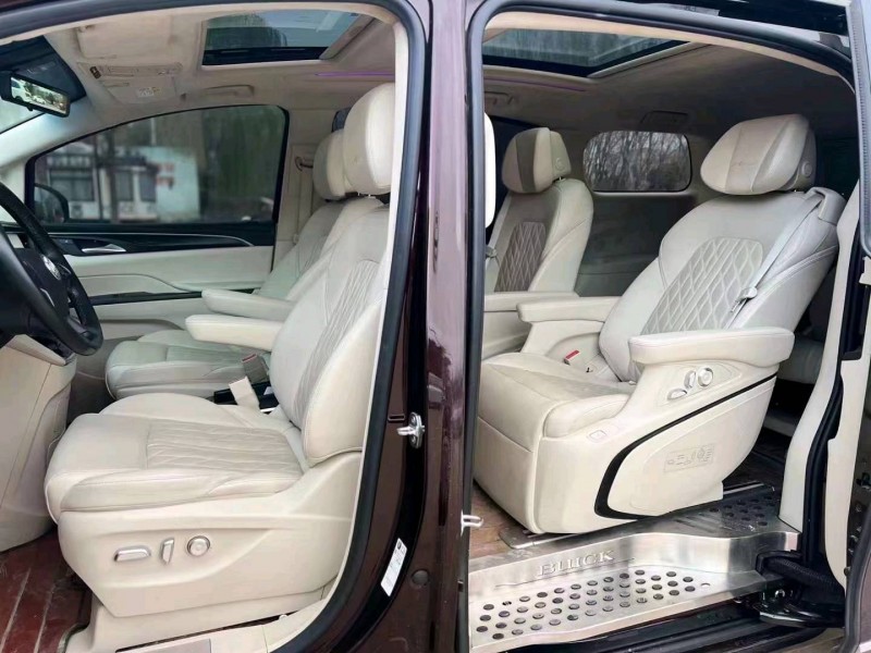 枣庄21年别克GL83