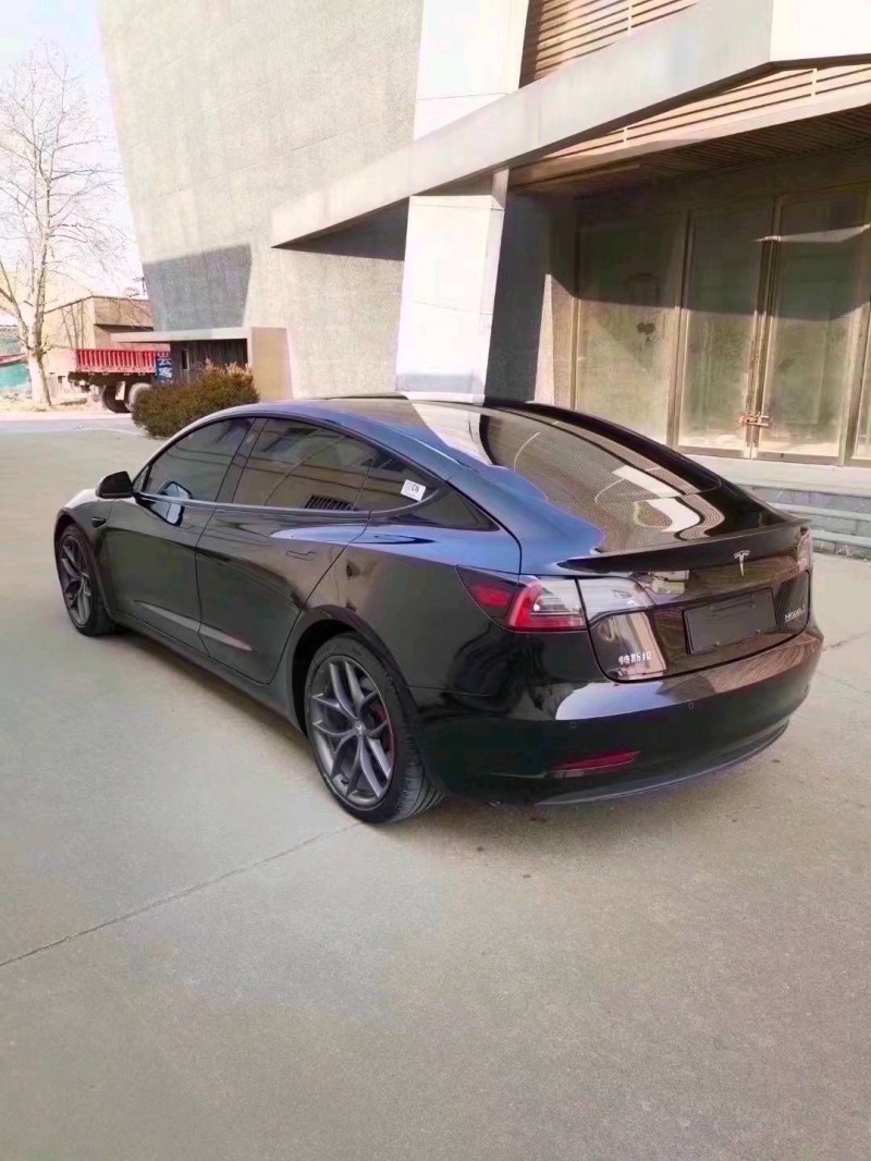 棗莊21年特斯拉MODEL 35
