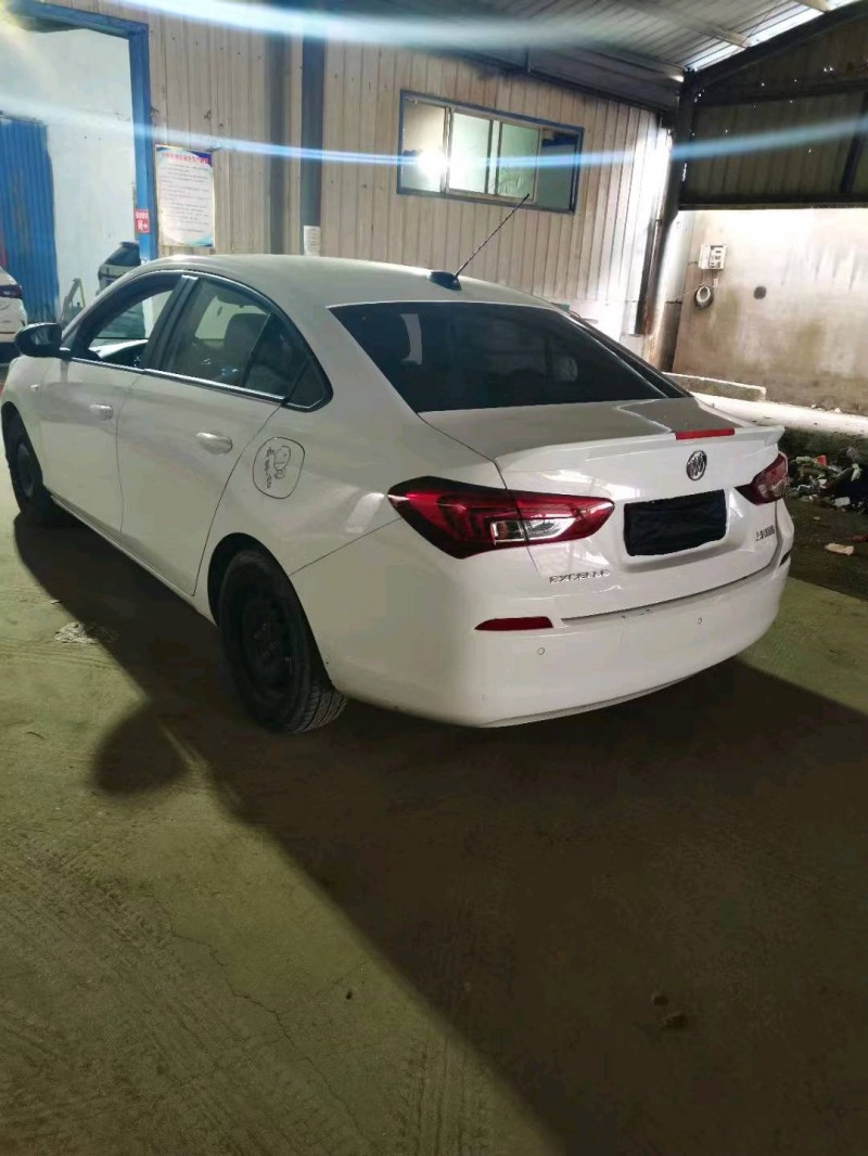 东营18年别克凯越5