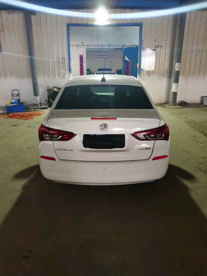 东营18年别克凯越8