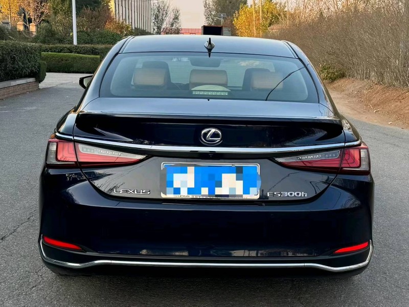 潍坊22年雷克萨斯ES6