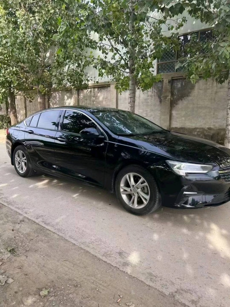 保定21年别克君威3