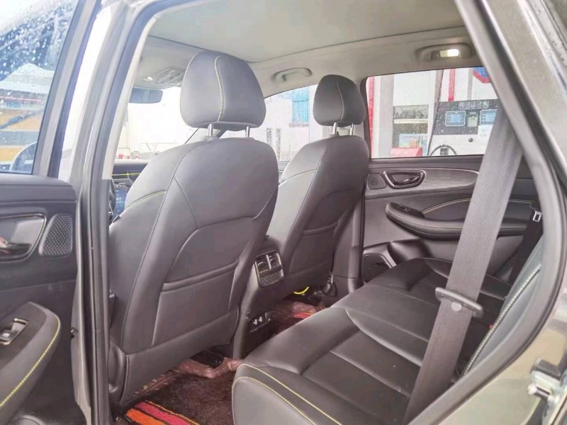 保定21年荣威RX55