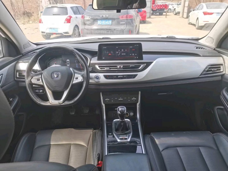 保定20年长安汽车CS756