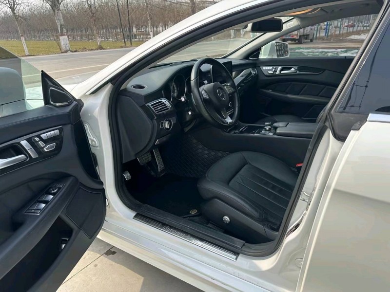 保定16年奔驰CLS6