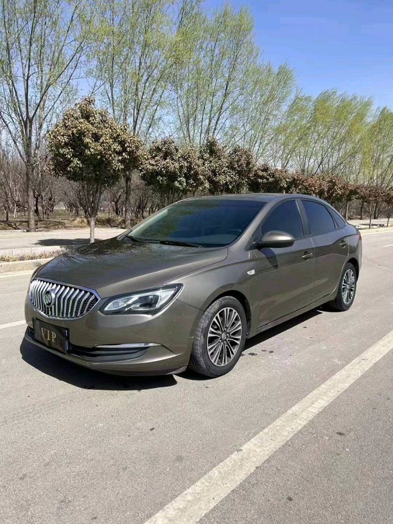 东营16年别克英朗2